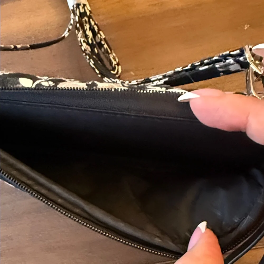 Vera Bradley Black Floral Quilted Wallet Crossbody Purse - Picture 6 of 6